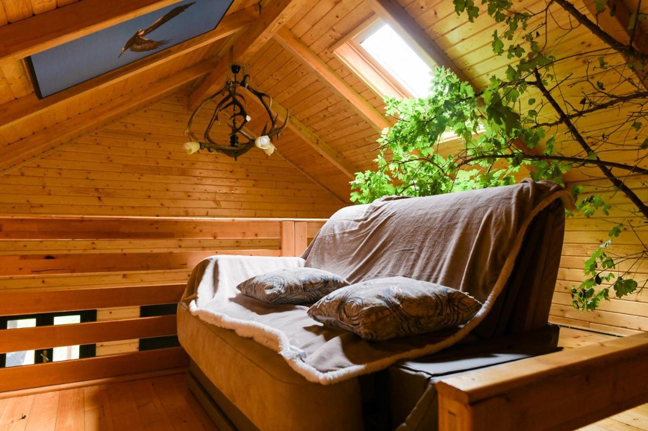Cuibul Vulturilor - Casuta In Copac Villa Моисей Екстериор снимка